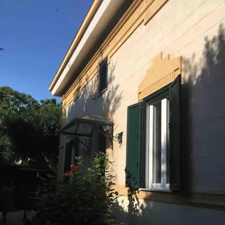 Pola Liberty House Mondello Villa Palermo